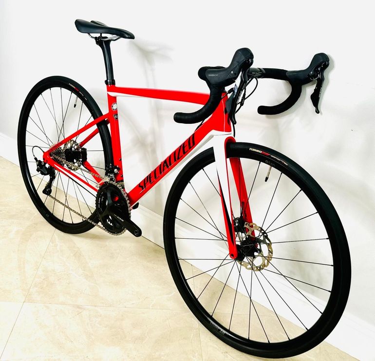 Specialized Men s Tarmac Disc Sport used in 52 cm buycycle CA