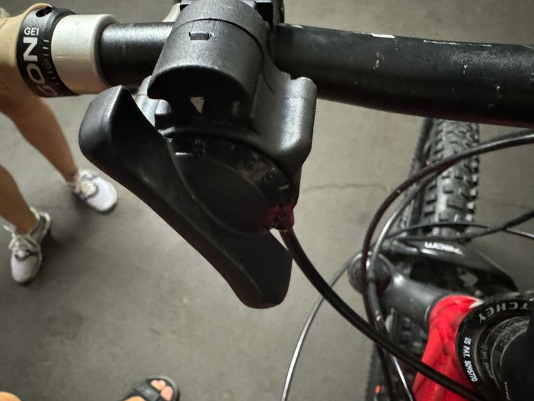 Used Specialized M4 FSR 2004 Mountainbike, Red — image 6 of 6