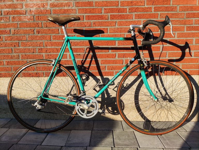 Used Gazelle Gazelle Formula 1990 Road & Gravel, Grün — image 1 of 6