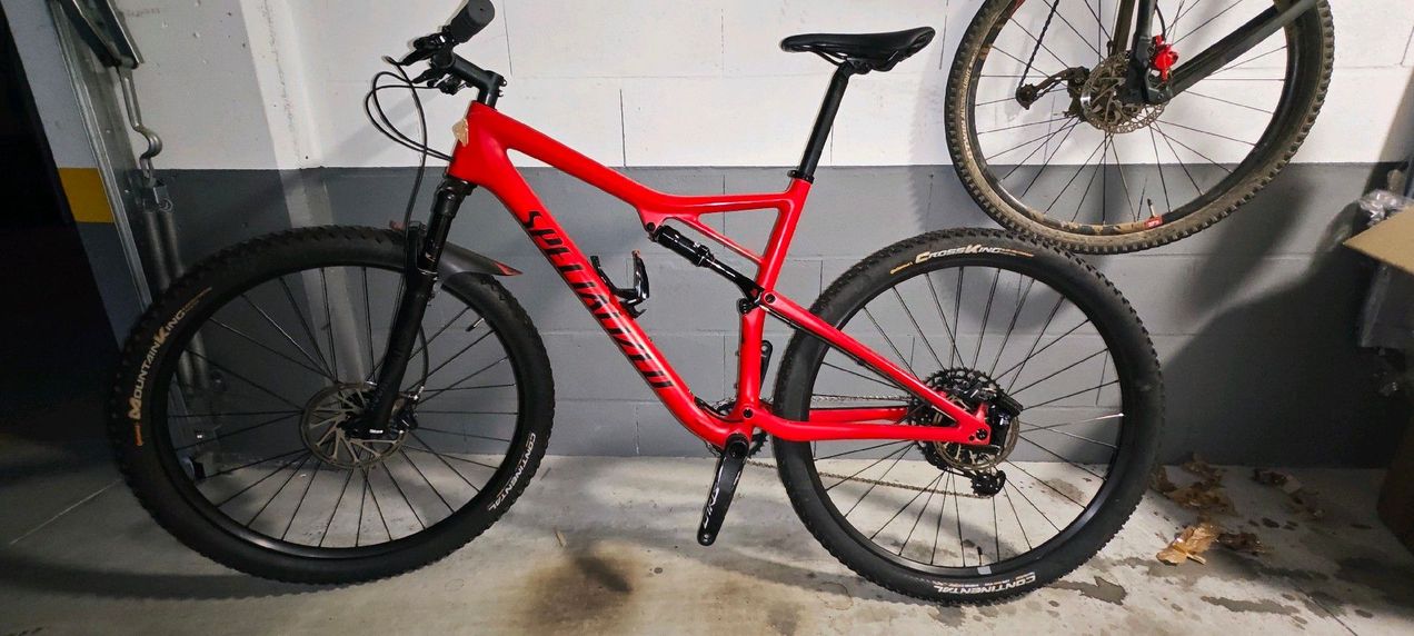 Specialized Men s Epic Comp Carbon