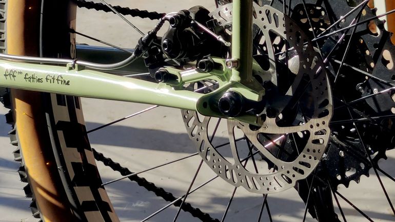Used Surly Ghost Grappler 2022 Road & Gravel, Grün — image 9 of 10