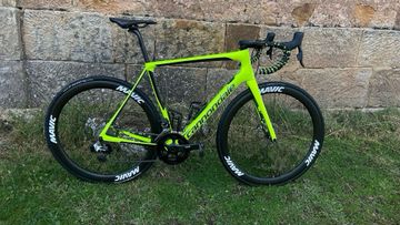 Tweedehands Cannondale Synapse Hi-MOD Disc RED eTap 2018 2018 Road & Gravel — afbeelding 1 van 12