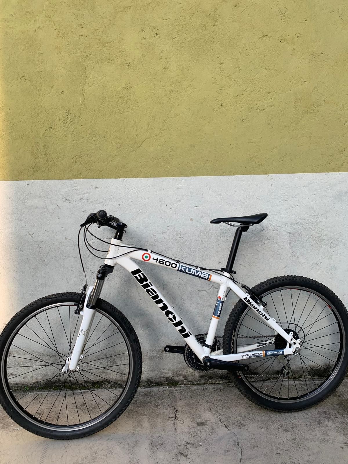 Bianchi Kuma 27.4 Acera/Altus 3x8 VBrake