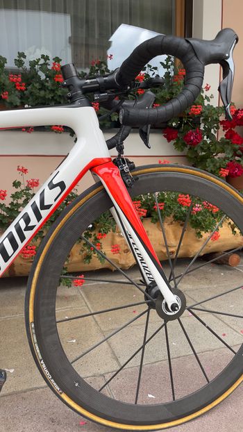 Used Specialized Sl6 2017 Road & Gravel, White — image 6 of 8