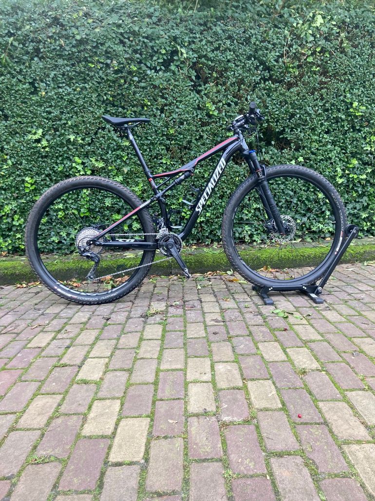 Specialized Epic FSR Comp used in M Black Friday Deals buycycle HR