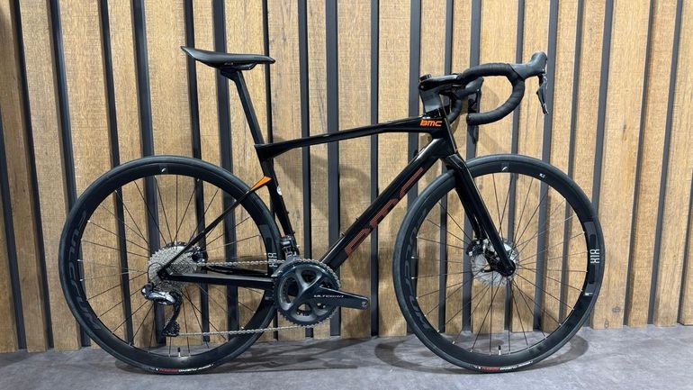 BMC Roadmachine 01 FOUR used in 51 cm | buycycle