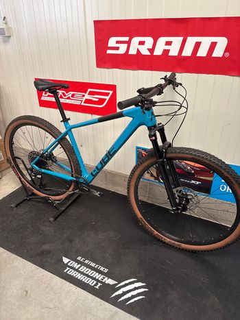 Used CUBE REACTION C:62 ONE 2023 2023 Mountainbike, Blue, 29 — image 2 of 3