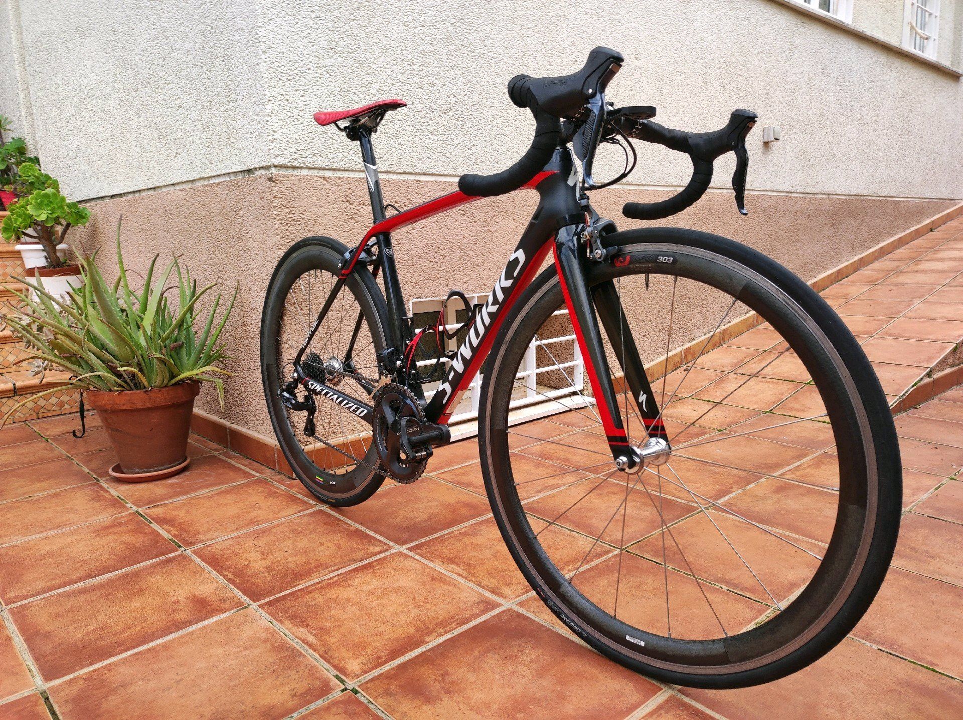 Specialized Tarmac Pro Ultegra Di2 used in 52 cm buycycle