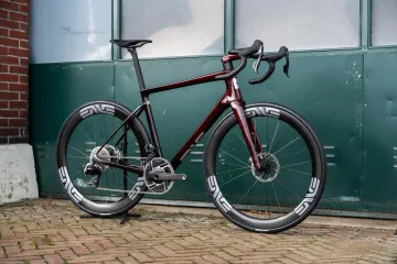 Used Enve Limited RED AXS E1 2024 Road & Gravel, Red — image 2 of 3