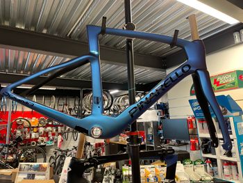 Pinarello Dogma F 2025 Frameset 2025 Road & Gravel d'occasion — image 2 sur 3