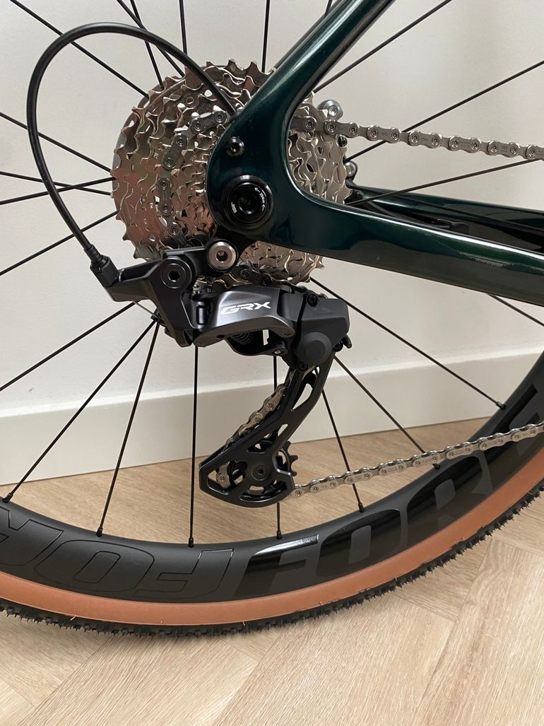 Used Isaac Torus moss green 2024 Road & Gravel, Green — image 3 of 10