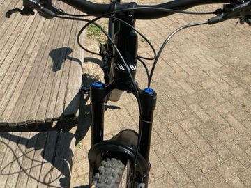 Used Canyon Torque 29 CF 8 2023 2023 Mountainbike, Black, 29 — image 2 of 3