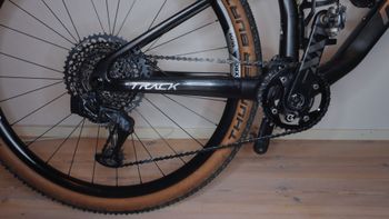 Used Megamo TRACK R120 AXS 01 2023 Mountainbike, Black, 29 — image 4 of 5