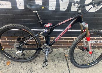 Used Specialized Stumpjumper FSR Pro Carbon 2009 2009 Mountainbike, Negro — image 1 of 11