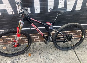 Used Specialized Stumpjumper FSR Pro Carbon 2009 2009 Mountainbike, Negro — image 9 of 11