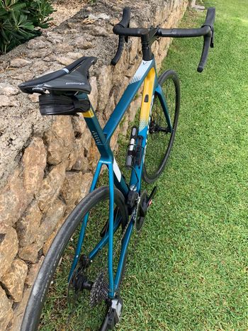 Used Colnago V3 Disc Rival AXS Bike 2023 2023 Road & Gravel, Blau — image 6 of 6