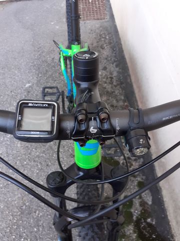 Used Bergamont Revox 2 2017 Mountainbike, Green, 29 — image 7 of 11
