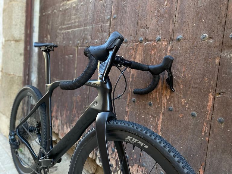 Pinarello Grevil Force ETAP AXS 2022 2022 Road & Gravel usato, Nero — immagine 4 di 5