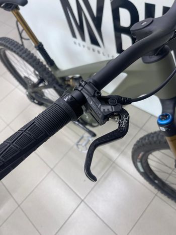 Used CUBE AMS HYBRID ONE44 C:68X SUPER TM 2024 Mountainbike, Black — image 8 of 11