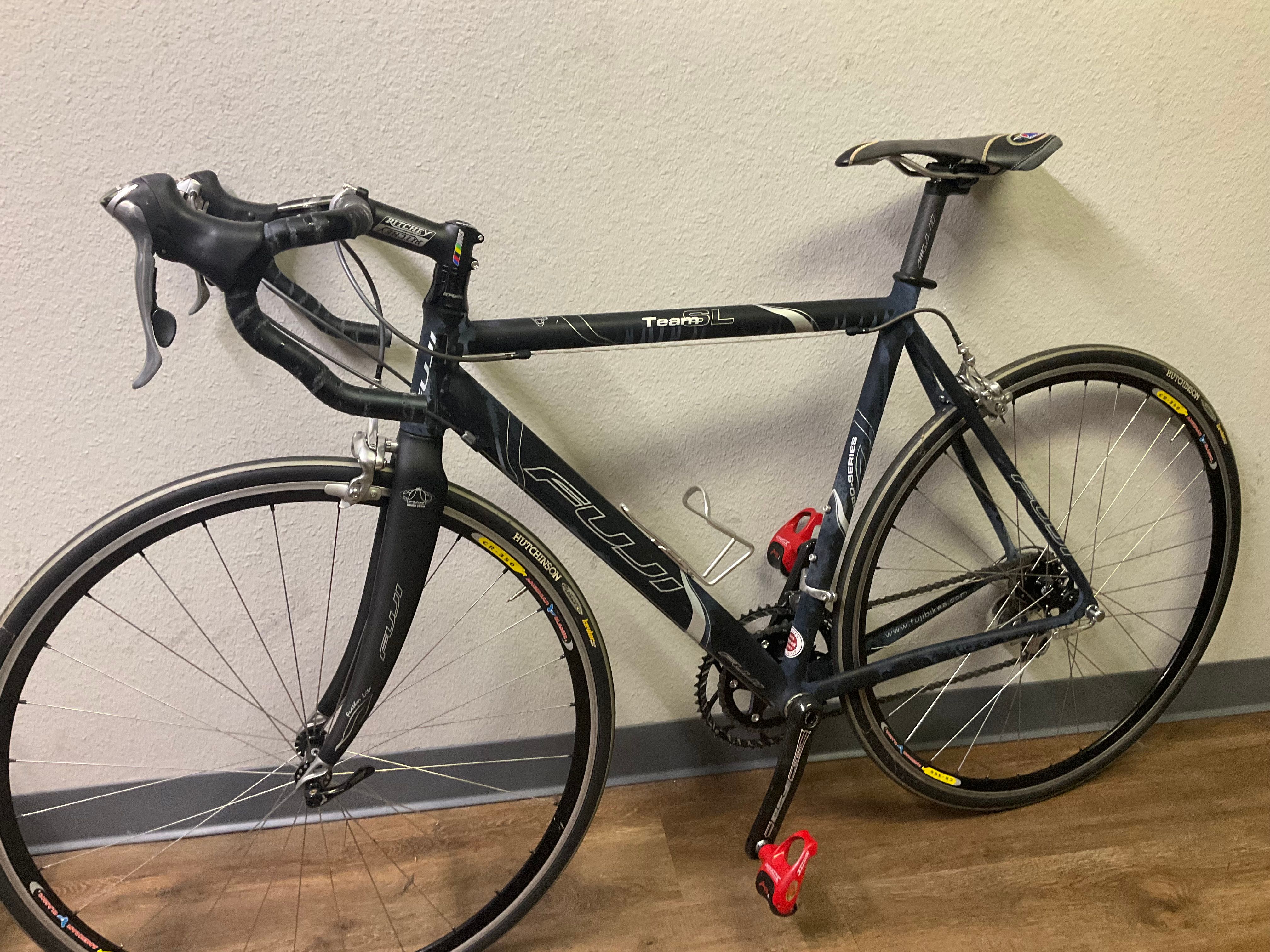 Fuji team road bike sale