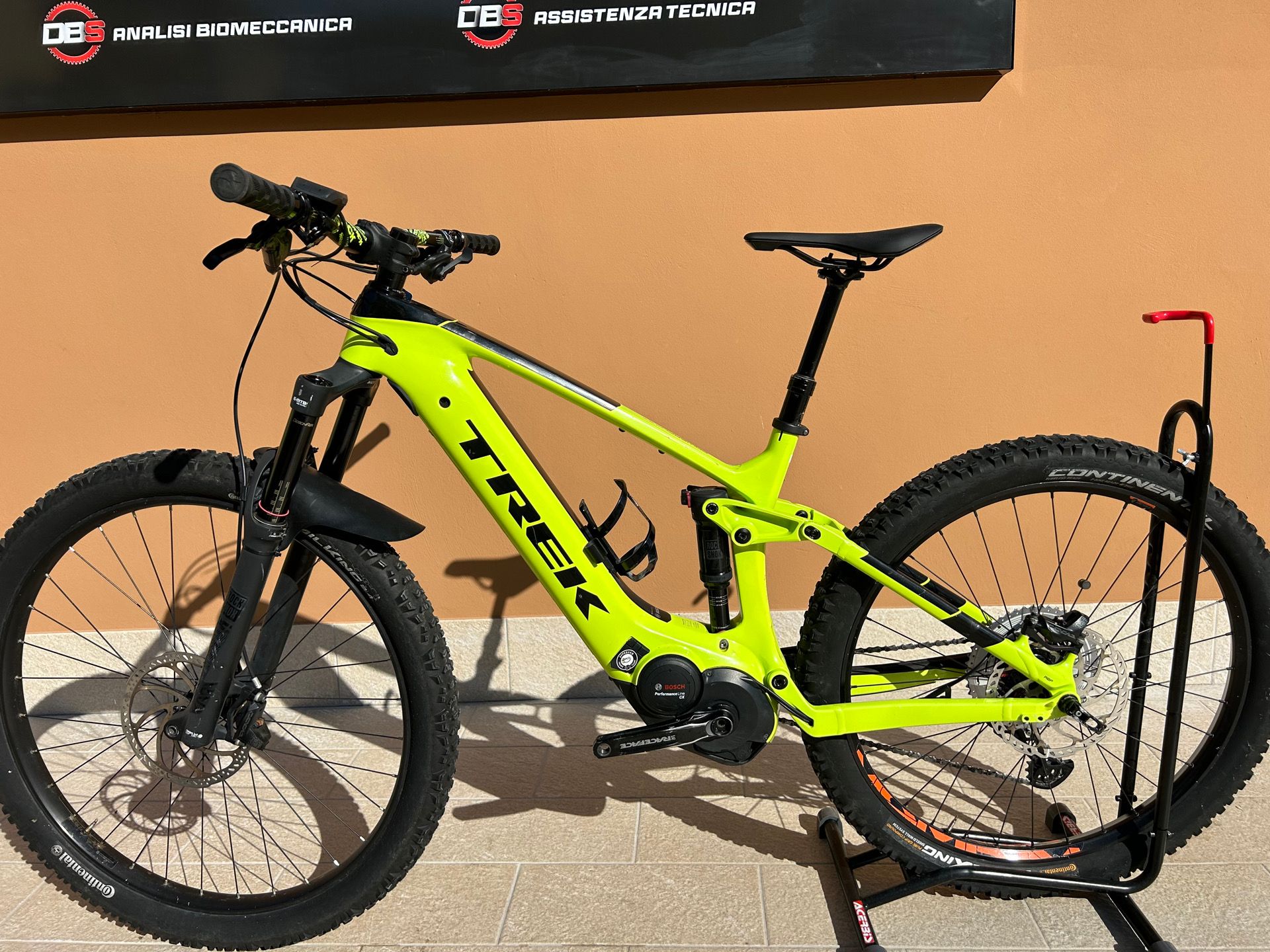 Trek powerfly lt 9.7 carbon 2019 sale