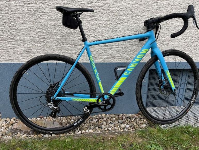 Canyon Inflite AL SLX 8.0 Pro Race used in M buycycle UK