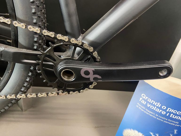 Orbea ALMA H30 2022 2022 Mountainbike usato, Nero — immagine 4 di 4