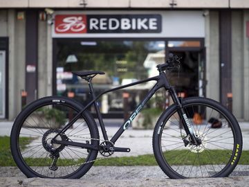 Used Orbea ALMA H30 2022 2022 Mountainbike, Black, 29 — image 1 of 4