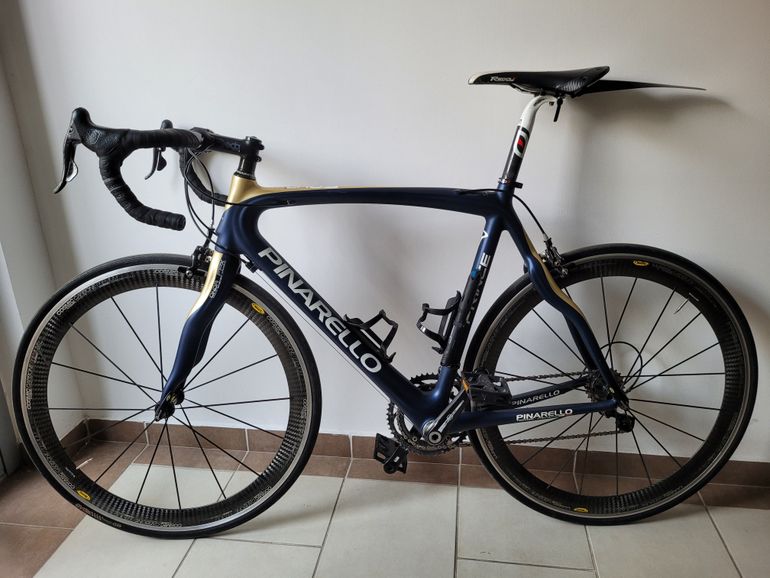 Pinarello Prince 50UD Carbon with Ultegra used in 56 cm buycycle CA