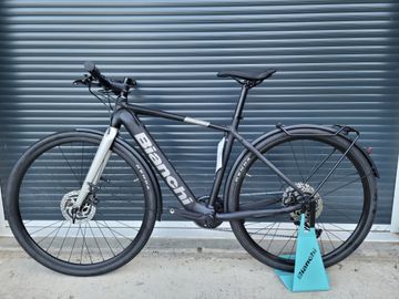 Bianchi e-Impulso Tourer - Deore 2022 2022 Road & Gravel usato, Nero — immagine 2 di 5