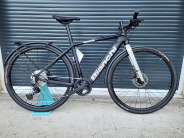 Bianchi e-Impulso Tourer - Deore 2022 2022 Road & Gravel usato, Nero — immagine 1 di 5