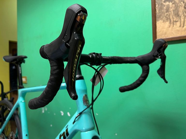 Brugt Bianchi Infinito XE Ultegra 2023 2023 Road & Gravel — billede 4 af 4