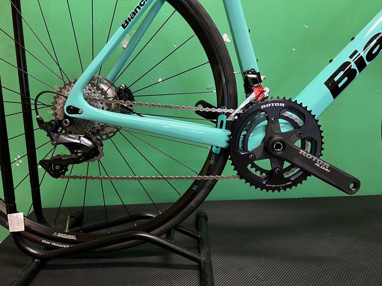 Brugt Bianchi Infinito XE Ultegra 2023 2023 Road & Gravel — billede 2 af 4