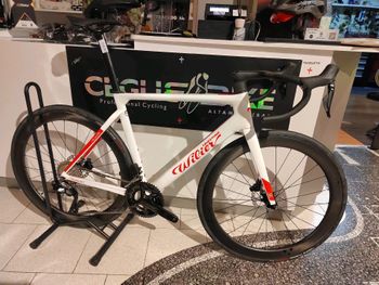 Used Wilier FILANTE SL SHIMANO 105 R7150 Di2 12S 2024 2024 Road & Gravel