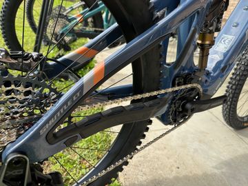 Used Pivot SHUTTLE LT Bosch Race Pro 2025 2025 Mountainbike, Blue — image 5 of 6