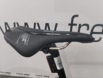Used Wilier VERTICALE SLR 2024 Road & Gravel, Weiß — image 9 of 17