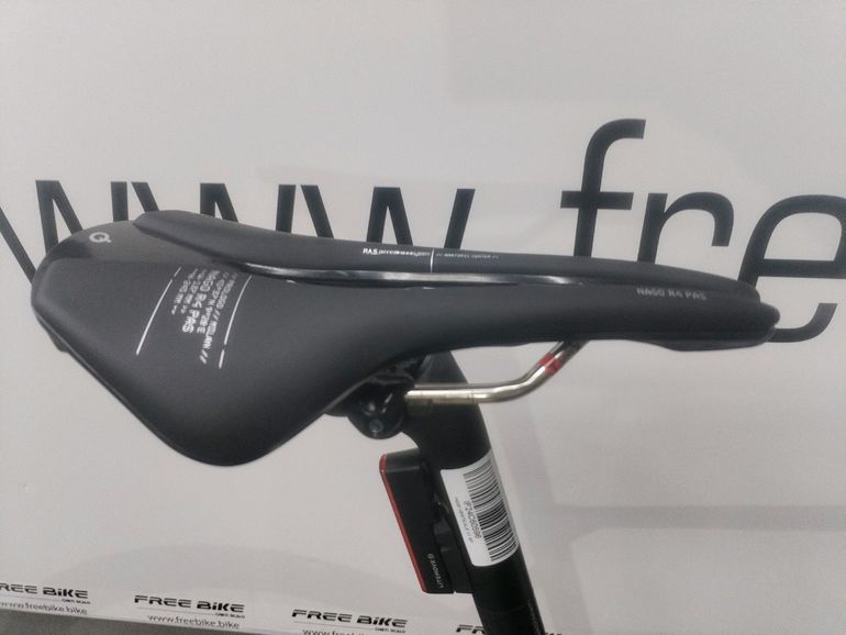 Used Wilier VERTICALE SLR 2024 Road & Gravel, Weiß — image 9 of 17