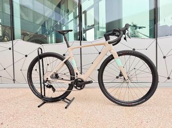 Used Scott Solace Gravel eRIDE 30 2024 2024 Road & Gravel, Light Gray — image 1 of 14