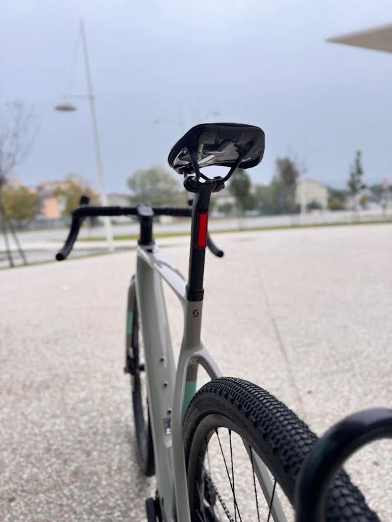 Used Scott Solace Gravel eRIDE 30 2024 2024 Road & Gravel, Light Gray — image 12 of 14