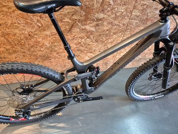 Gebrauchtes Transition Sentinel Carbon XT 2021 2021 Mountainbike, Hellgrau, 29 — Bild 4 von 4