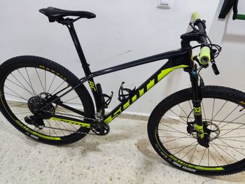 Scott Scale RC 900 Pro 2018 Mountainbike usato, Nero — immagine 3 di 7