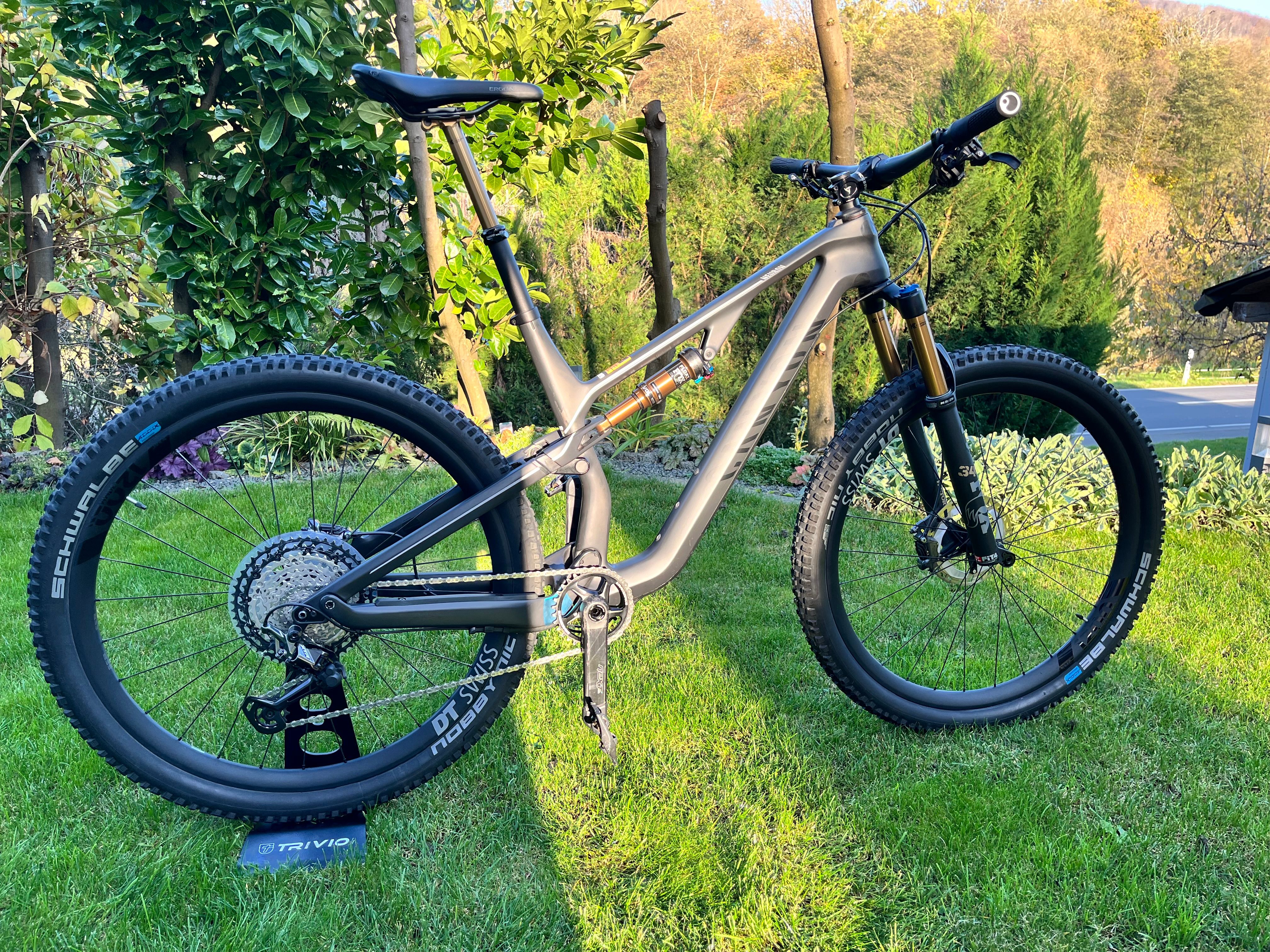 Canyon Neuron CF SLX 9 used in L buycycle Romania