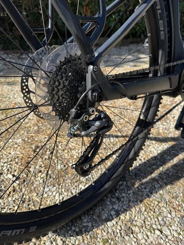 Used Focus Aventura2 6.6 Diamond Black DI 2021 Urban, Black — image 8 of 8