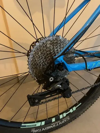 Used CUBE LTD SL 2017 2017 Mountainbike, Blue, 27.5, 29 — image 3 of 5