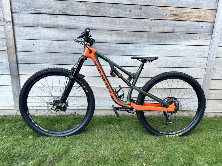 Rocky Mountain Instinct Carbon 90 BC Edition used in M buycycle UK