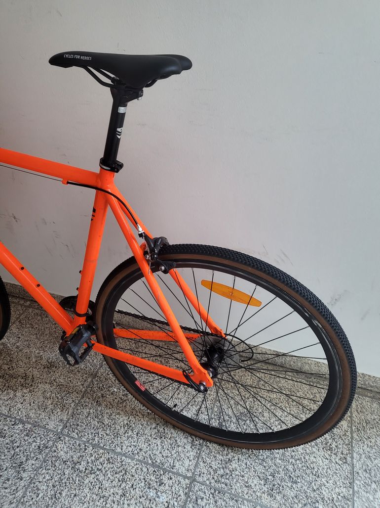 Used FIXIE Inc. Floater Race 8S 2020 Road & Gravel, Orange — image 2 of 4