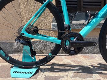 Used Bianchi Infinito Ultegra Di2 2023 2023 Road & Gravel, Blue — image 2 of 4