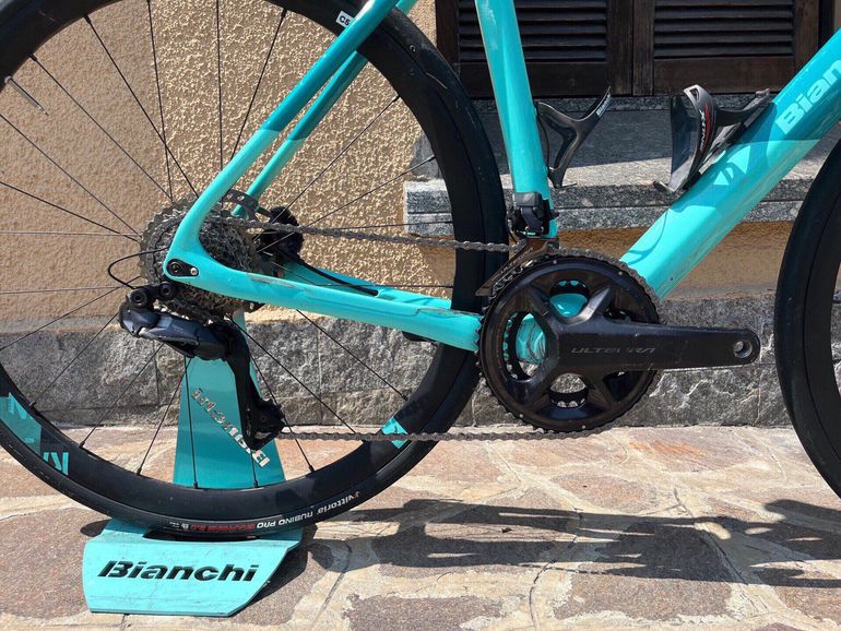 Used Bianchi Infinito Ultegra Di2 2023 2023 Road & Gravel, Blue — image 2 of 4