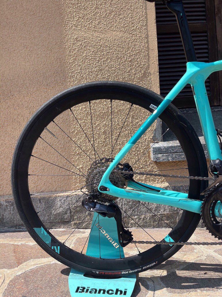 Used Bianchi Infinito Ultegra Di2 2023 2023 Road & Gravel, Blue — image 3 of 4