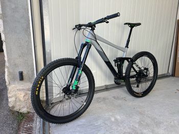 Used CUBE FRITZZ 180 HPA Race 27.5 2017 2017 Mountainbike, Light Gray, 27.5 — image 5 of 6